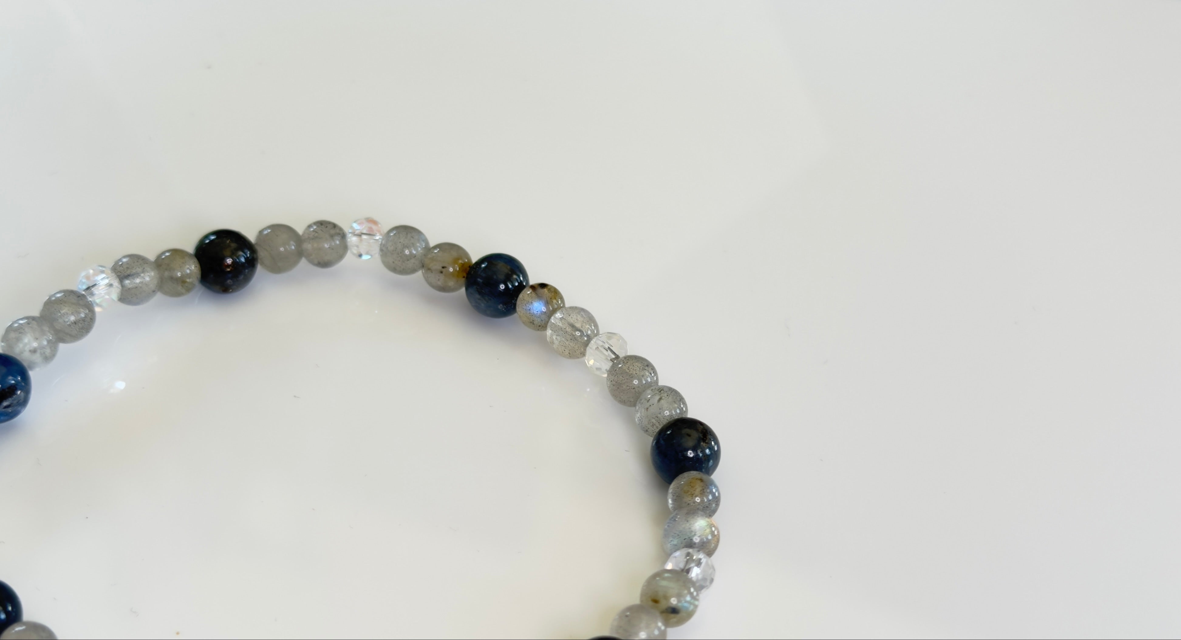 Electric Blue — Grade AB Kyanite & Labradorite Stretch Bracelet